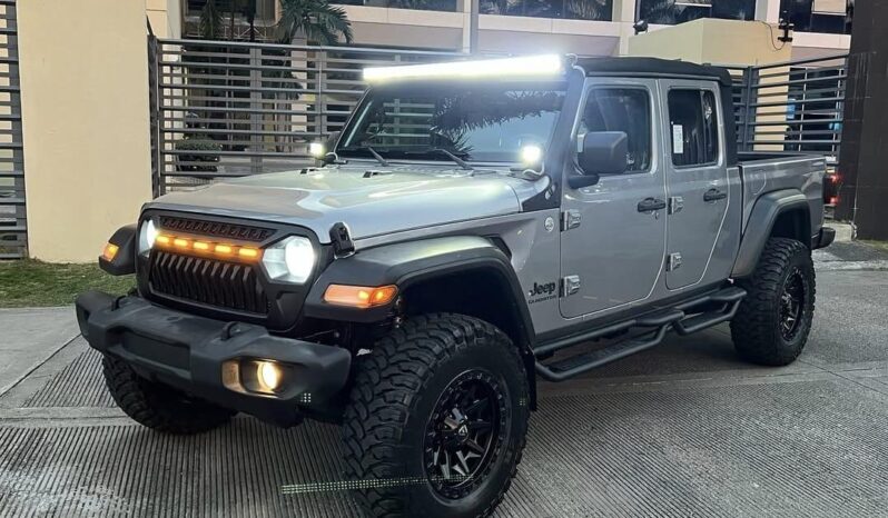 Auto moderno en renta en Easy Rent Car Punta Cana
